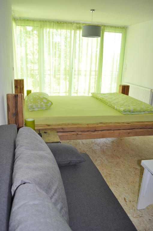 Punkrock Harbour Pension Baehr 카를스루에 외부 사진
