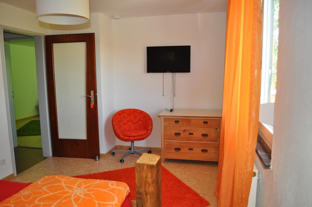 Punkrock Harbour Pension Baehr 카를스루에 외부 사진