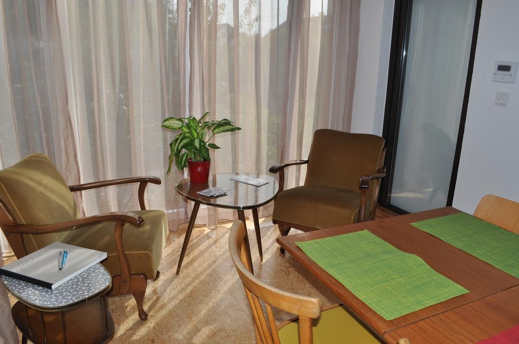 Punkrock Harbour Pension Baehr 카를스루에 외부 사진